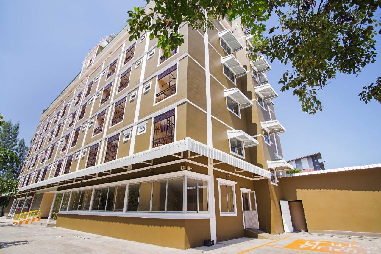 Wises Hotel Ban Bang Phra Exterior foto